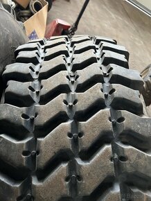 Pneu 395/85 R20 - 2