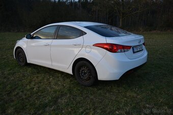 Hyundai Elantra 1.6 97 kW - 2