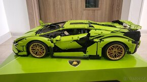 LEGO Technic 42115 Lamborghini Sian FKP 37 - 2