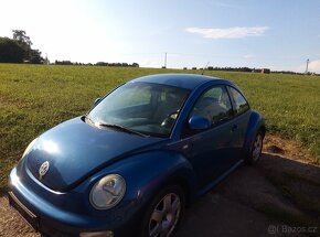 Volkswagen  New Beetle - 2