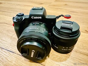 Canon M50 Mark II s příslušenstvím (stativ, objektivy,...) - 2