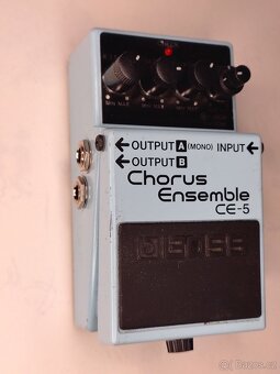 BOSS ce-5 chorus pedal - 2