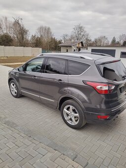 Ford Kuga - 2