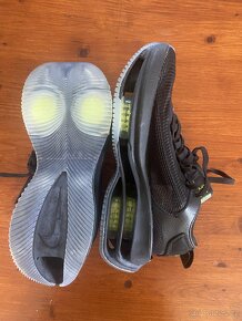 Prodam  W NIKE ZOOM DOUBLE STACKED , EUR 35,5 - 2