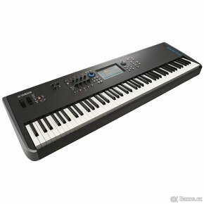 Yamaha modx8 - 2