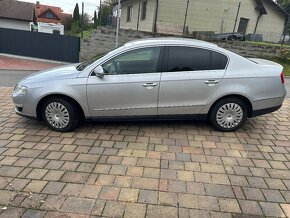 Volkswagen Passat 1.6 FSi 85 kW rok 2007 - dvě sady kol - 2