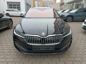 Škoda Superb 3 2.0TSI 140kW DSG 60tkm L&K Webasto Matrix DCC - 2