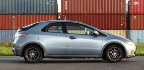 Honda Civic 8g, 1.8 - 2