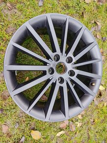 1 kus originál alu Škoda Turini r18 5x112 - 2