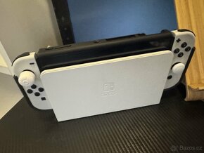 NINTENDO SWITCH OLED - 2