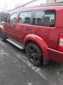 Dodge Nitro - 2