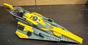 LEGO Star Wars  75214  Anakin's Jedi Starfighter - 2