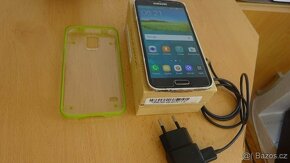 Samsung Galaxy S5 GOLD - 2