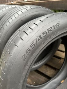 Hankook 255/45 R19 Letní – Orig. pneu Tesla Model 3 - 2