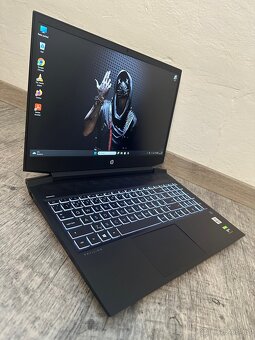 HERNÍ NOTEBOOK HP - i5/SSD/GTX/WIN11 - 2