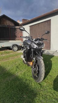 Triumph Street Triple 765 R - 2023 - 2