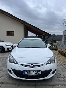 Opel Astra GTC 1.7 CDTI - 2