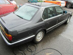 BMW E32 750 i V12, 322 t.km,2 majitel, prav.servis - 2