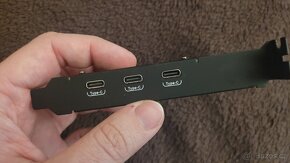 PCIe řadič s USB-C - 2