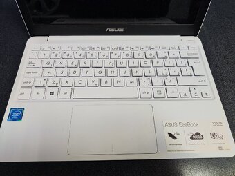 Asus EeeBook X205T 11,6" - 2