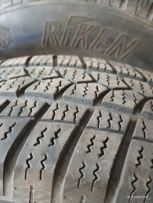 4x zimní kola 195/65 R15 vzorek 6mm Octavia 3, 2, Seat, vw - 2