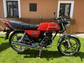 Suzuki GT 125 X4 - 2