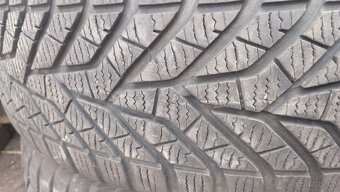 205/55 R16 99H Yokohama Blueart Winter V905, DVĚ zimní pneum - 2