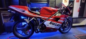 Ducati 748 - 2