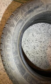 Pneu 205/65 R15C Goodyear - 2