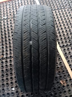 Pneu 275/65 R18 - 2