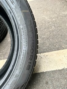 Zimní pneu 225/50 R18 Nokian DOT1621 - 2