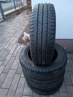 sada Transporter  Michelin Agilis 215/60 R17 109/107 T 99,9% - 2