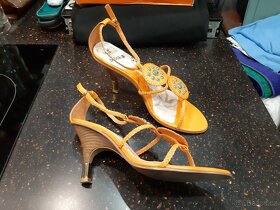 Oranžové dámské sandále na vyšším podpatku vel. 39 - 2