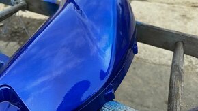 Yamaha yzf r 125 RE06 2008-2013 levý kryt nádrže nová Barva - 2