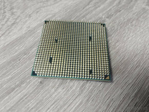 AMD Phenom II X6 1055T - 2