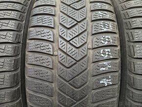 Zimní pneu 225/55/17 Pirelli - 2