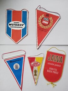 Dobové vlaječky - motocykl JAWA, ČSSR - 2