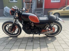 Café racer Yamaha XJ 650 - 2