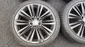 Originál zimní pneu alu Škoda Canopus 235/40 R19 Continental - 2