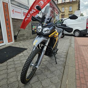 Voge 300 Rally, najeto pouze 303 km, stav nového stroje - 2