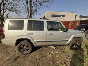 Jeep Commander - 2