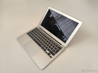 apple macbook air 11 2012 - 2