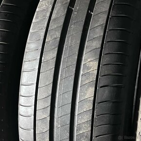 Letní pneu 235/55 R17 101W Michelin  4mm - 2