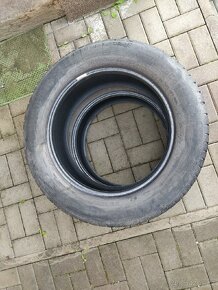 2 letní pneu 215/60 R17 - 2