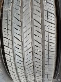 255/70/18 celorocni pneu BRIDGESTONE - 2