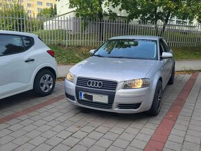 AUDI A3 8P 1.6i - 2