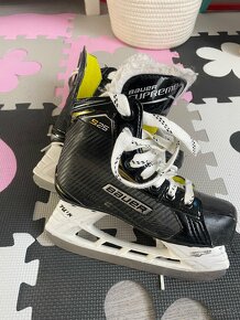 Juniorské brusle Bauer supreme S25 - 2