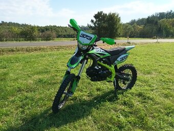 Pitbike Thunder 140cc 19/16 E-start zelená - 2