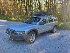 Volvo XC70 2.5t ben manual, poslední roky servis 110tis kč - 2