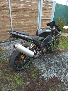 Kawasaki ZX-10R Ninja R.V.2004 - 2